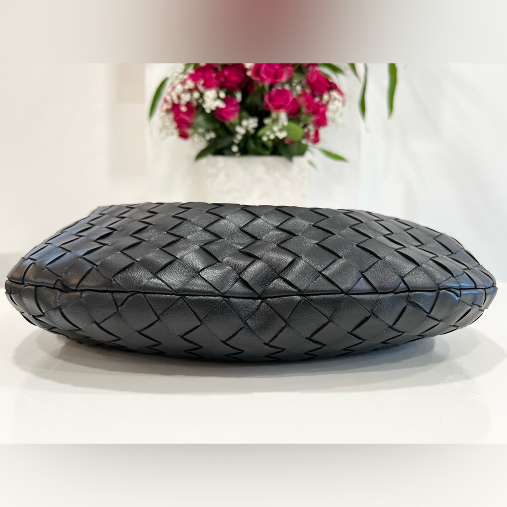 Bottega Veneta Teen Jodie Leather Bag - Picture 9 of 12